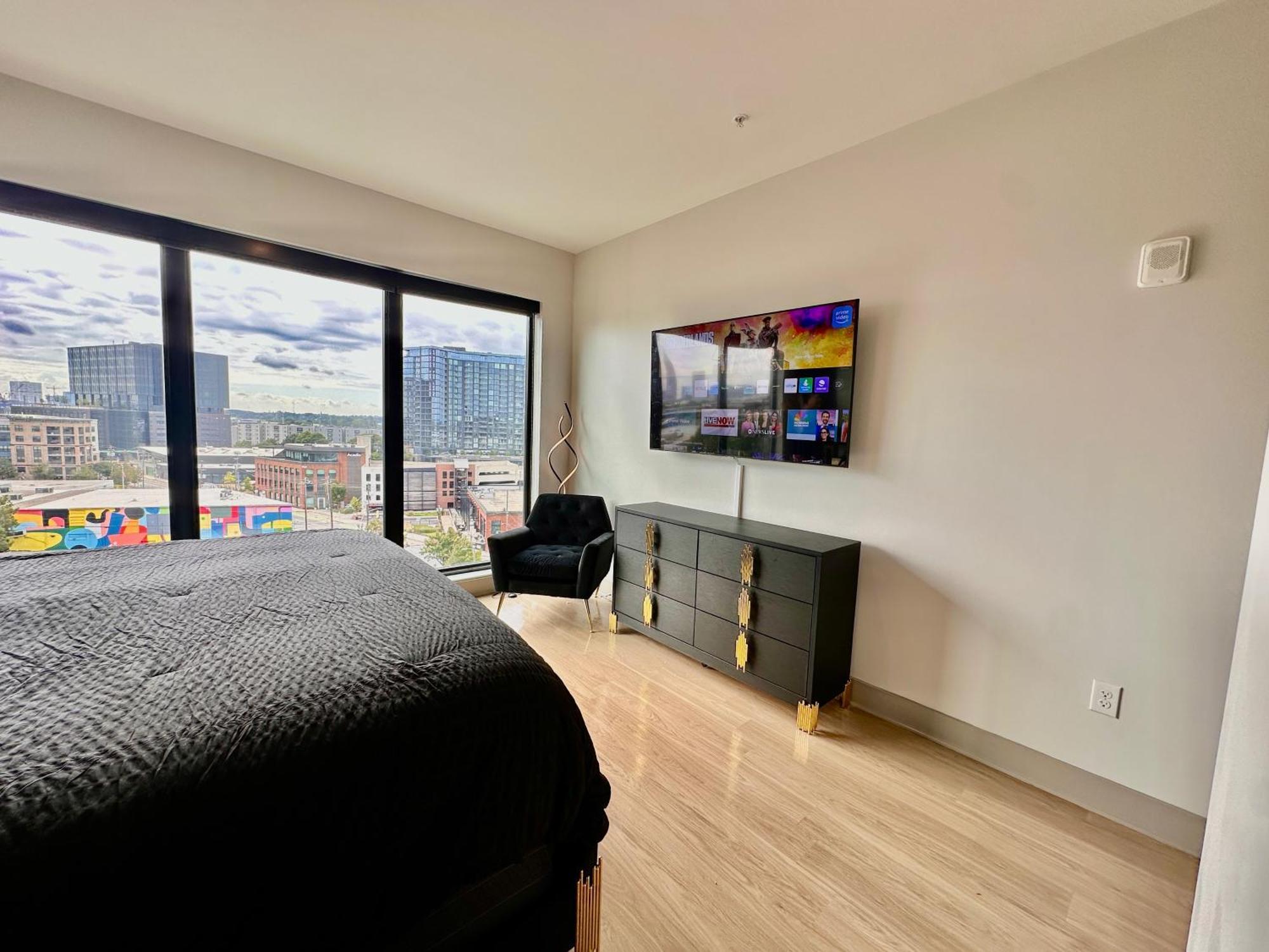 Апартаменты Modern Luxury At The Interlock Атланта Экстерьер фото