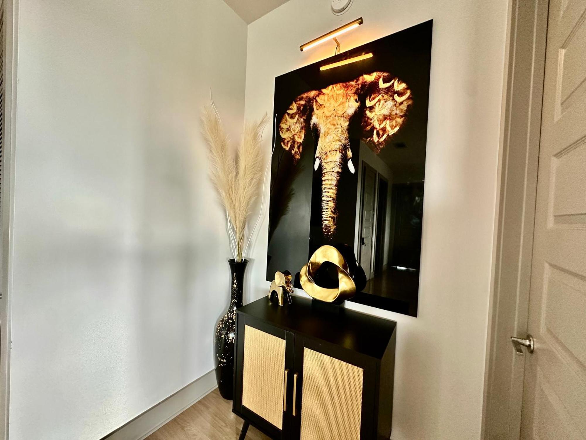 Апартаменты Modern Luxury At The Interlock Атланта Экстерьер фото